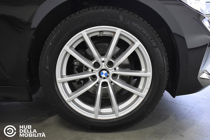 BMW 318d 48V Touring